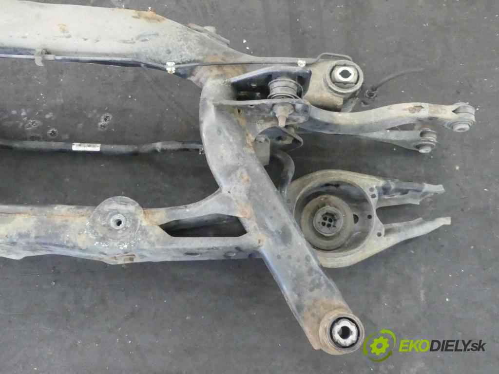 Seat Leon III 2012-2020 2.0 tdi 184 hp automatic 135 kW 1968 cm3 5- zadní výztuha