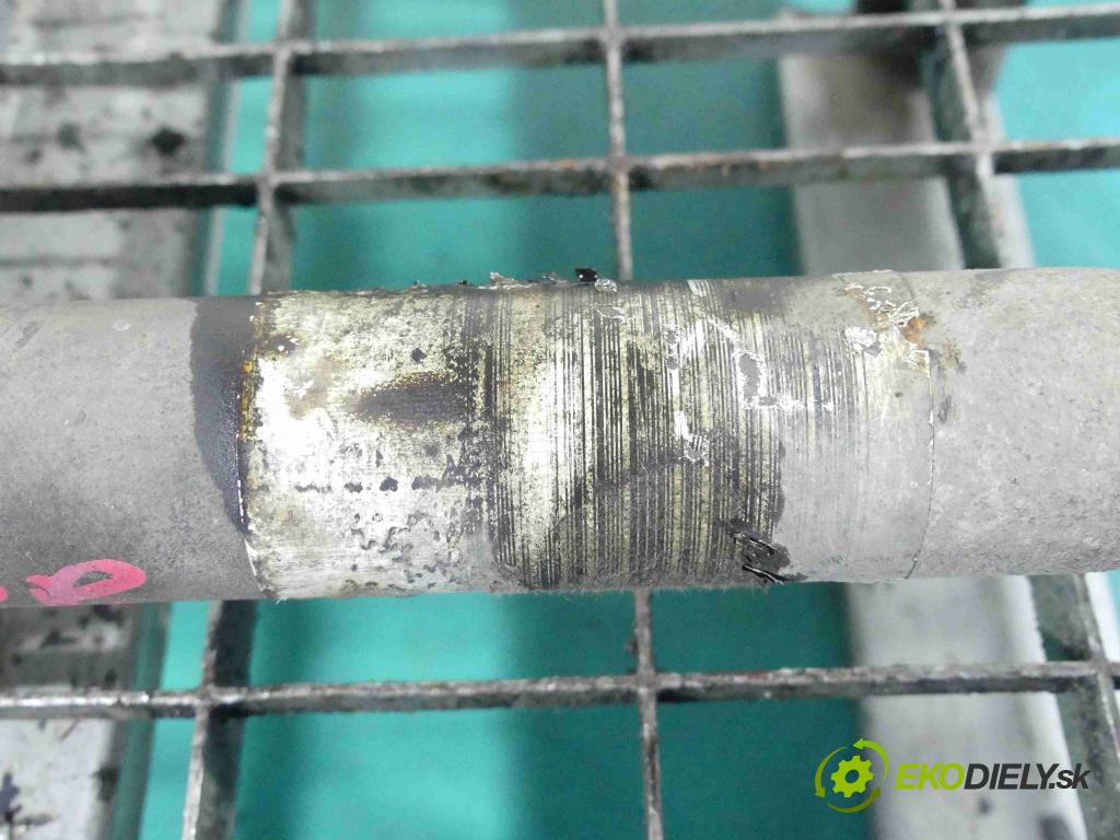 Ford Focus Mk2 2004-2011 2.0 tdci 136 HP manual 100 kW 1997 cm3 3- poloos pravé  (Poloosy)