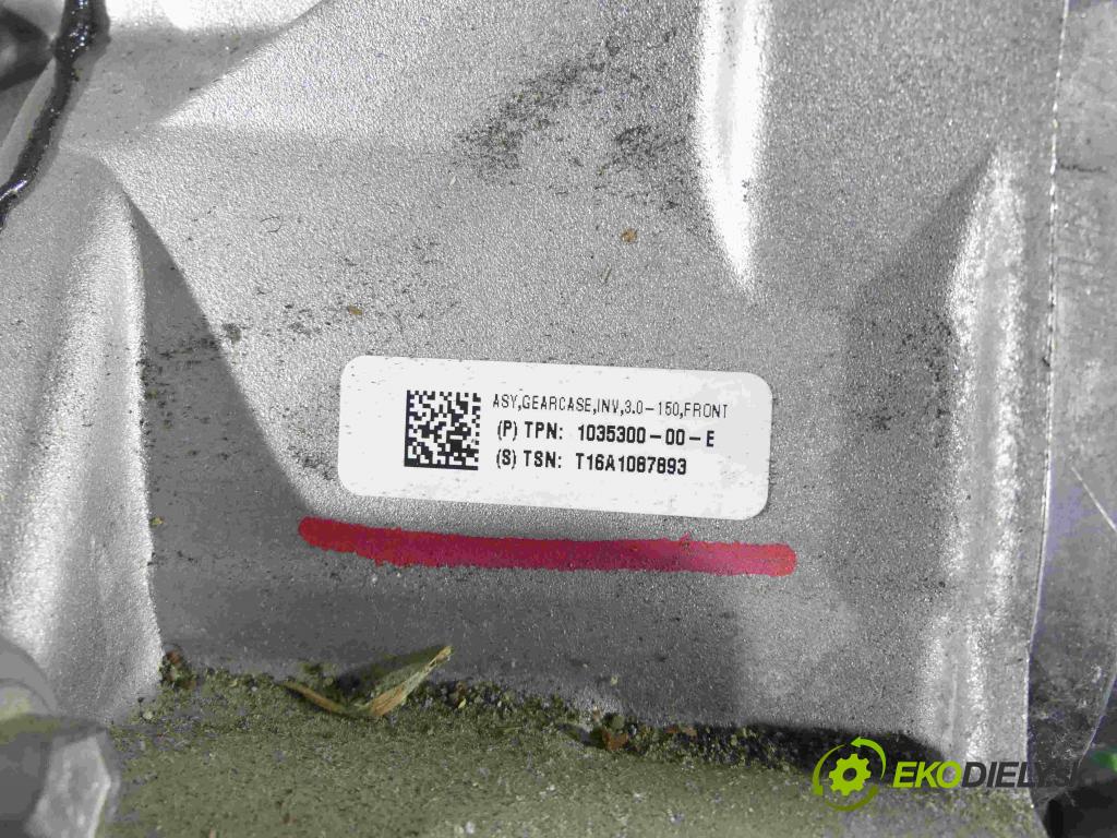 Tesla Model S 0.0b: automatic 310 kW 1 cm3 5- motor elektrický: 1035300-00-E