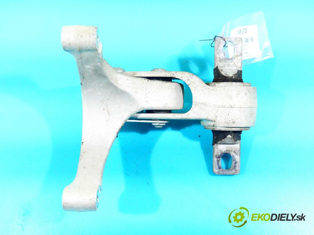 Tesla Model S 0.0b: automatic 310 kW 1 cm3 5- airbag motora  (Držiaky motora)