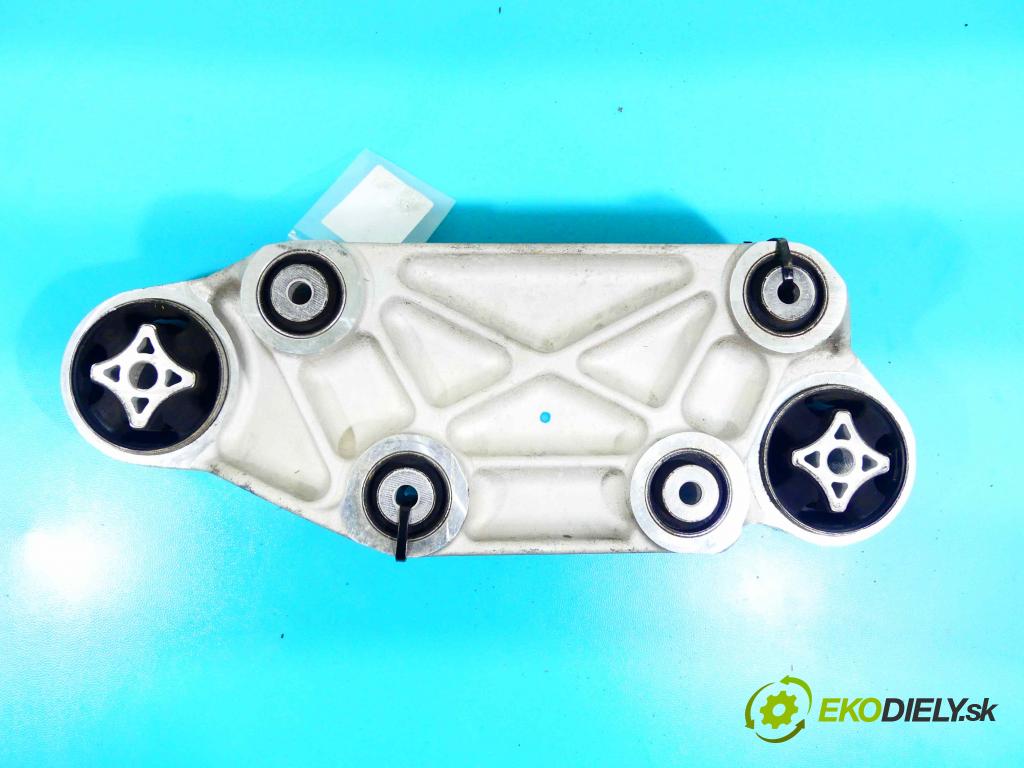 Tesla Model S 0.0b: automatic 310 kW 1 cm3 5- airbag motora  (Držiaky motora)