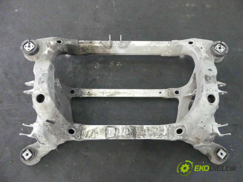 Tesla Model S 0.0b: automatic 310 kW 1 cm3 5- zadní výztuha 1009826-00-A