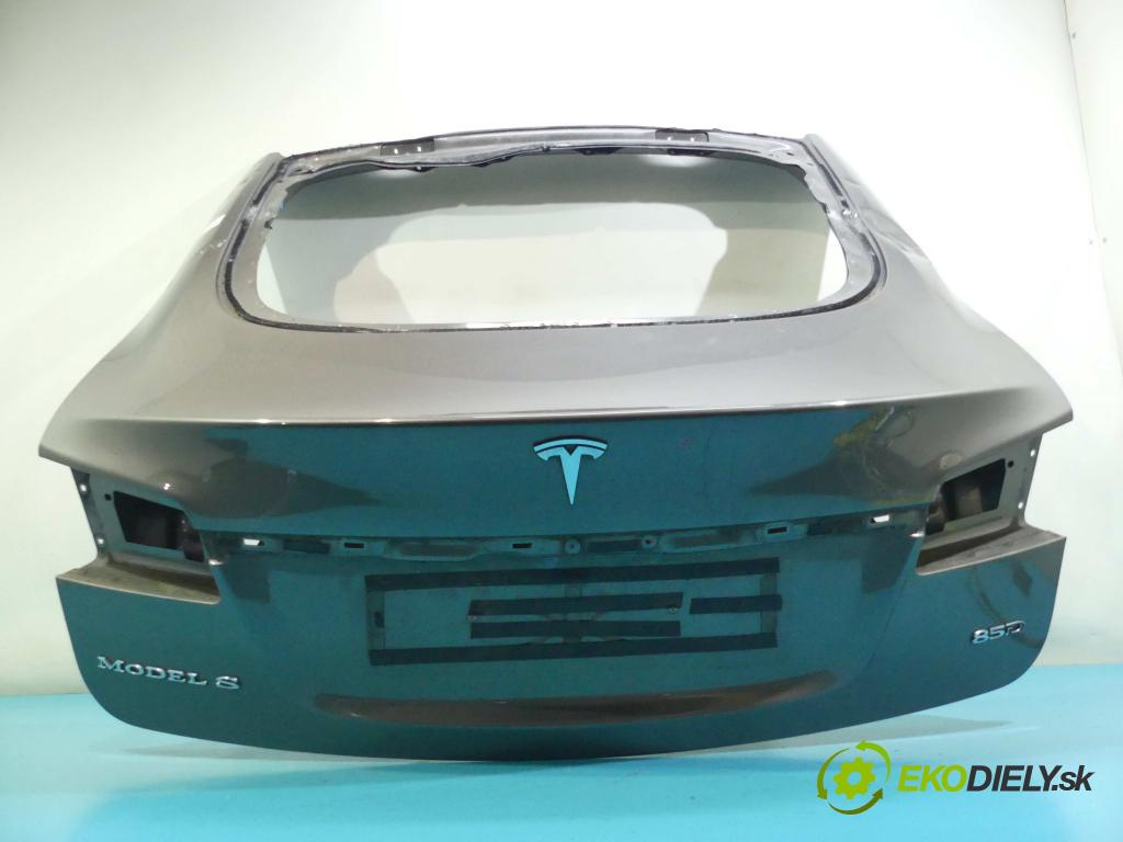 Tesla Model S 0.0b: automatic 310 kW 1 cm3 5- zadna kufor  (Zadné kapoty)