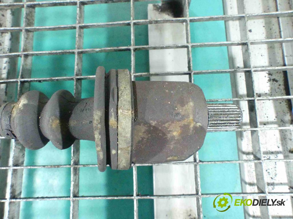 Renault Scenic I 1996-2003 2.0 16v 138 HP automatic 101,5 kW 1998 cm3 5- poloos ľavé  (Poloosy)