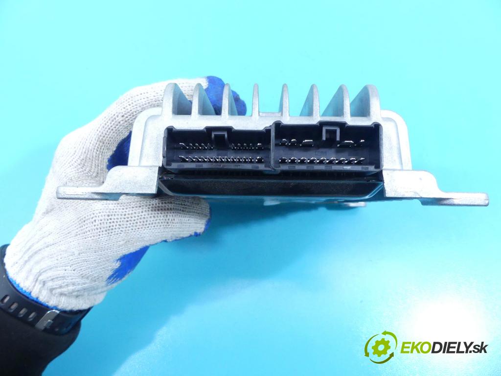 Infiniti FX II 2008-2017 3.0 D V6 238HP automatic 175 kW 2993 cm3 5- Zesilovač: 28061-1CA0A (Zosilňovače)