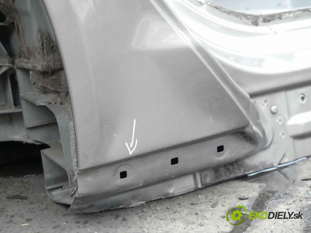 Tesla Model S 0.0b: 421KM automatic 310 kW 1 cm3 5- práh pravý  (Ostatní)