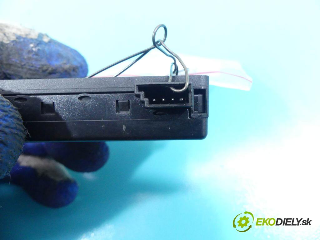 Bmw 3 E90 2005-2013 2.0d 184hp automatic 135 kW 1995 cm3 5- snímač déšť: 9224853 (Snímače dažďa)