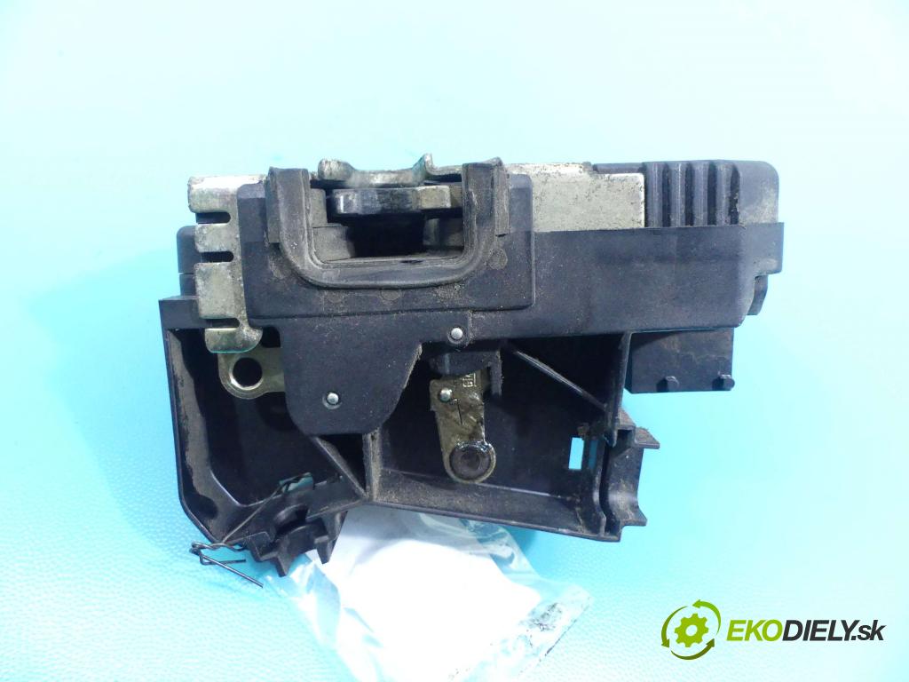 Opel Astra II 1998-2009 1.4 16v 90 hp manual 66 kW 1389 cm3 5- zámek přední levý 90561151