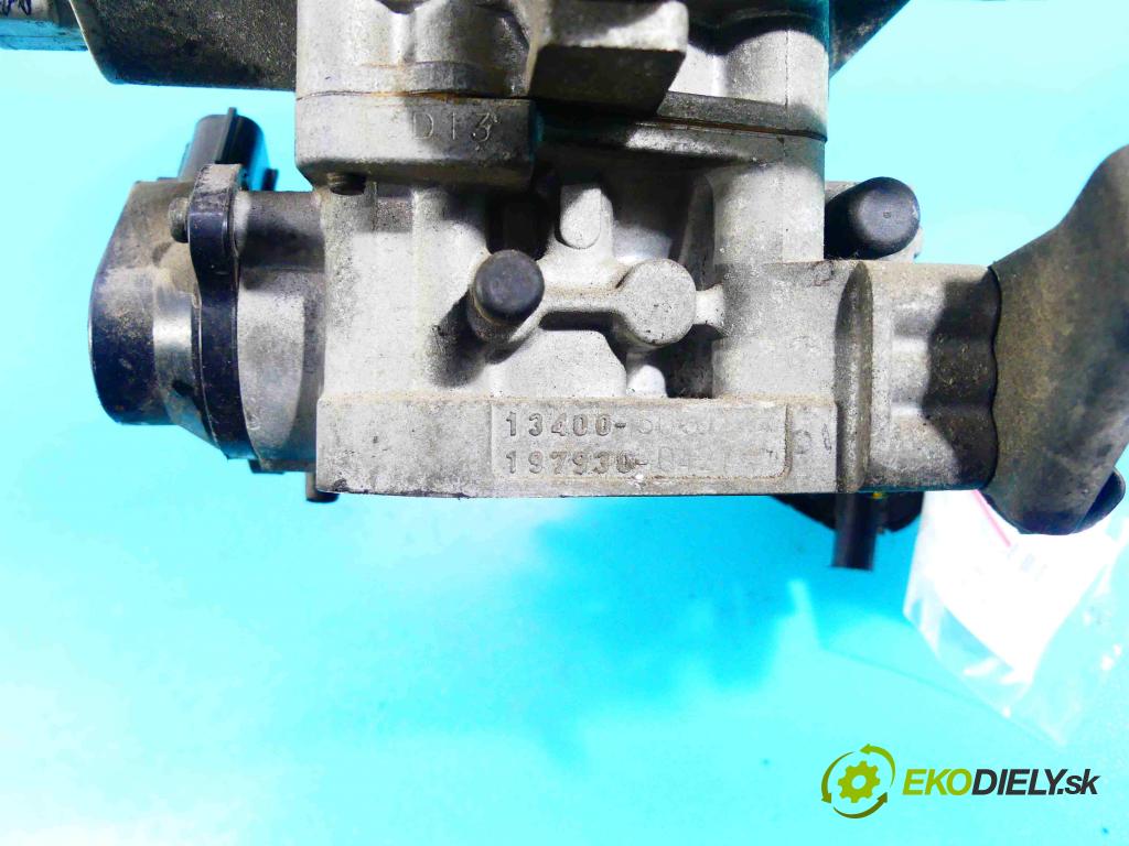 Suzuki Swift Mk5 1989-2004 1.0 53KM manual 39 kW 993 cm3 3- vstrekovač 1342050G00 (Karburátory)