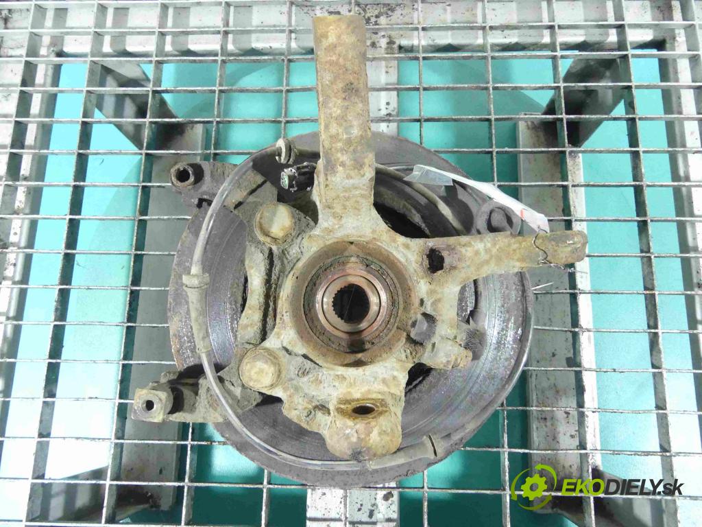 Nissan Almera tino 1.8 16v 114 HP manual 84 kW 1769 cm3 5- náboj ľavé  (Náboje)