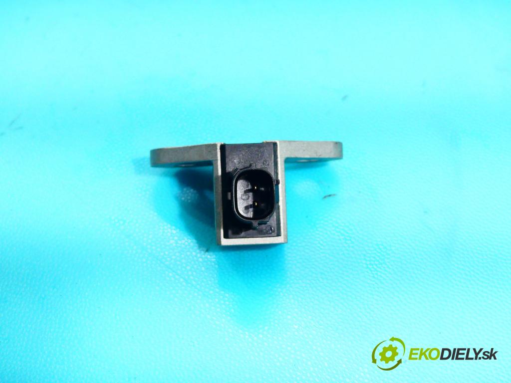 Infiniti FX II 2008-2017 3.0 D V6 238HP automatic 175 kW 2993 cm3 5- snímač šokovat:  (Snímače nárazu)