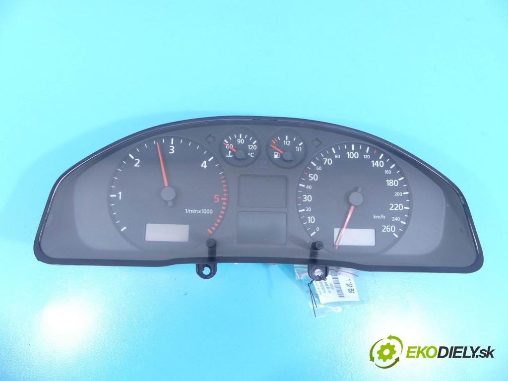 Audi A4 B5 1994-2001 1.9 tdi 90 HP automatic 66 kW 1896 cm3 4- prístrojovka/ budíky 8D0920900 (Prístrojové dosky, displeje)