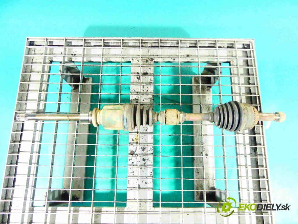 Mitsubishi Outlander I 2003-2006 2.0 16v 136 HP manual 100 kW 1997 cm3 5- poloos ľavé  (Poloosy)