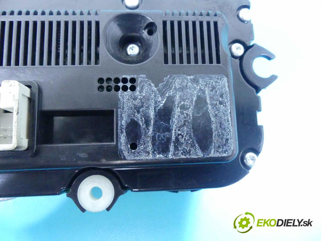 Vw Passat B6 2005-2010 2.0 tdi 170 hp manual 125 kW 1968 cm3 5- palubní deska panel topení