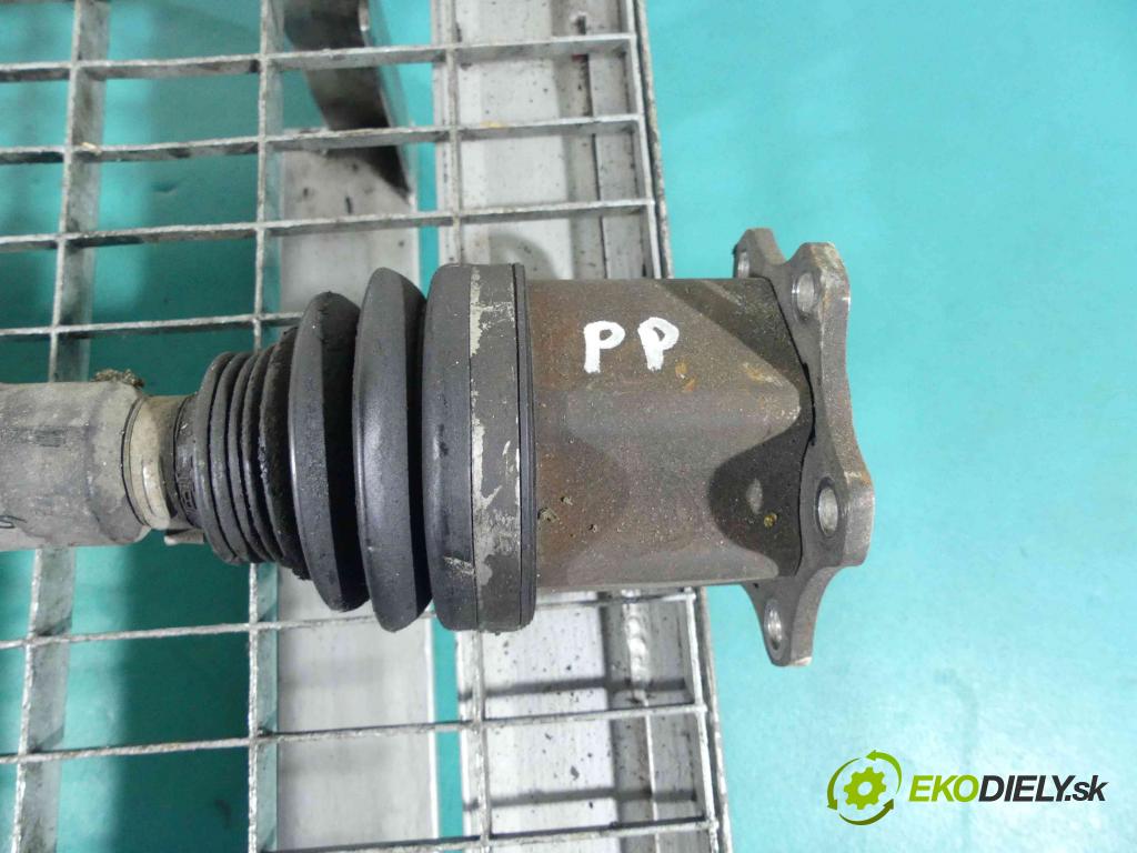 Vw Passat B8 2014 - 2.0 tdi 150 HP automatic 110 kW 1968 cm3 5- poloos pravé  (Poloosy)