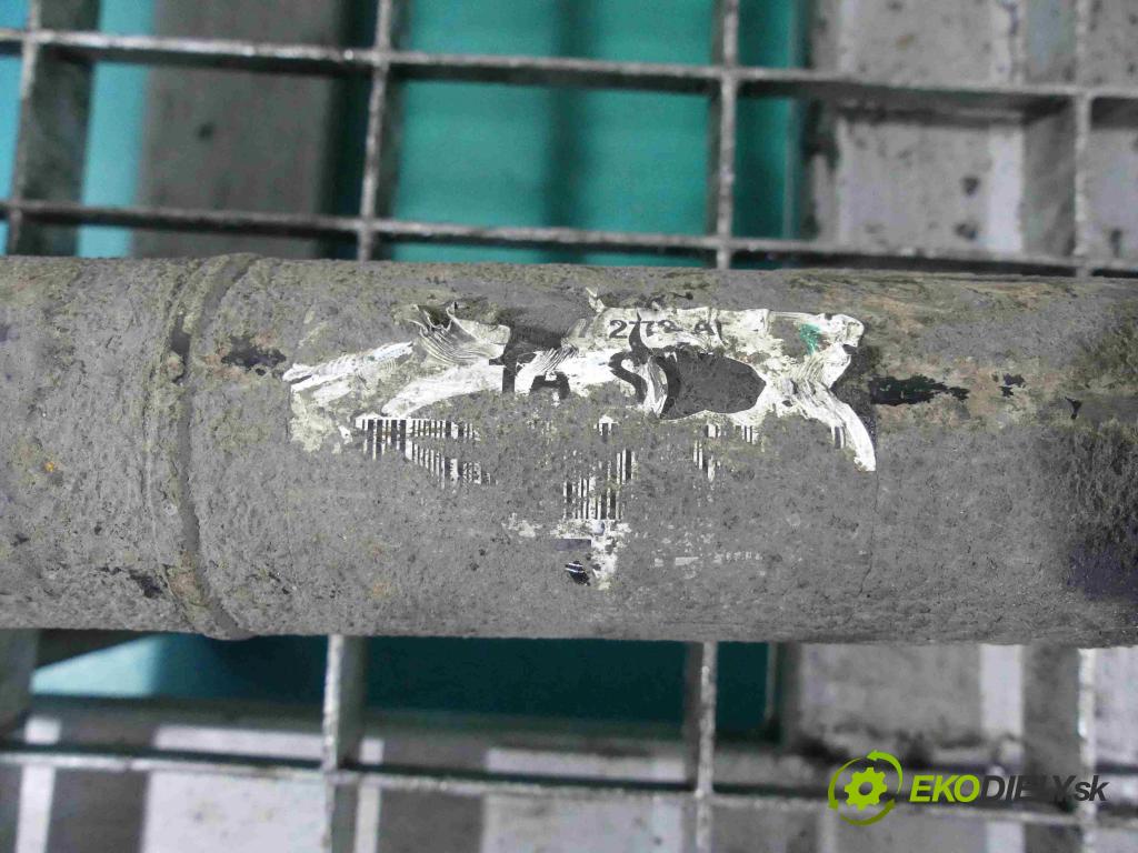 Vw Passat B8 2014 - 2.0 tdi 150 HP automatic 110 kW 1968 cm3 5- poloos pravé  (Poloosy)