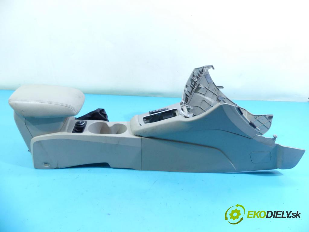 Ford Focus Mk3 2010-2018 2.0 16v 163 HP automatic 120 kW 1998 cm3 4- operadlo  (Lakťové opierky)