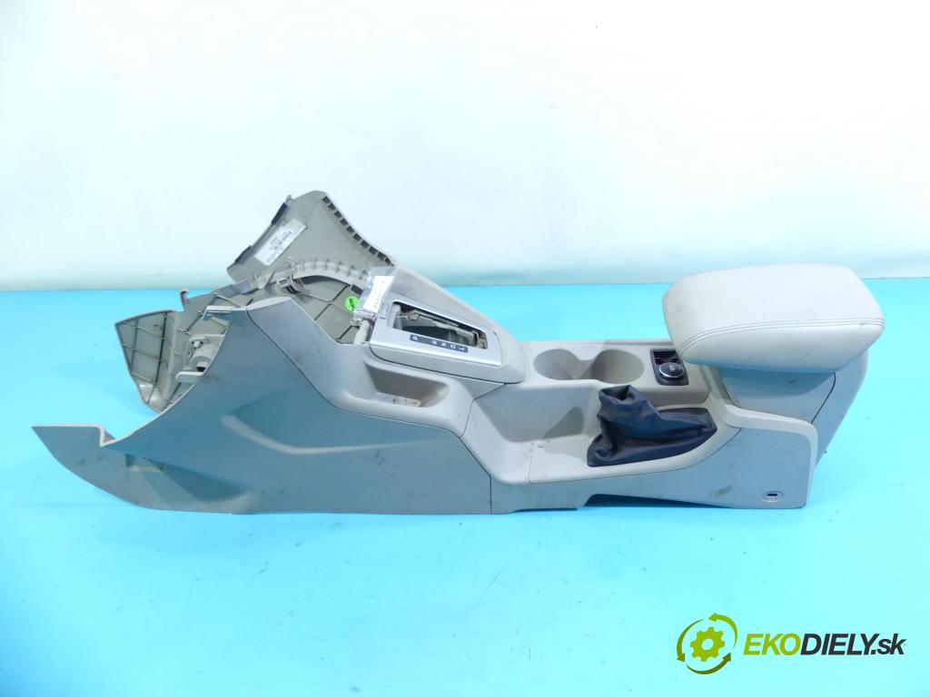 Ford Focus Mk3 2010-2018 2.0 16v 163 HP automatic 120 kW 1998 cm3 4- operadlo  (Lakťové opierky)