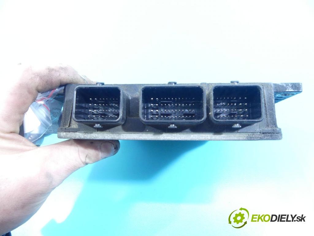 Renault Clio III 2005-2012 1.5 dci 68 HP manual 50 kW 1461 cm3 5- Jednotka riadiaca 8200911560