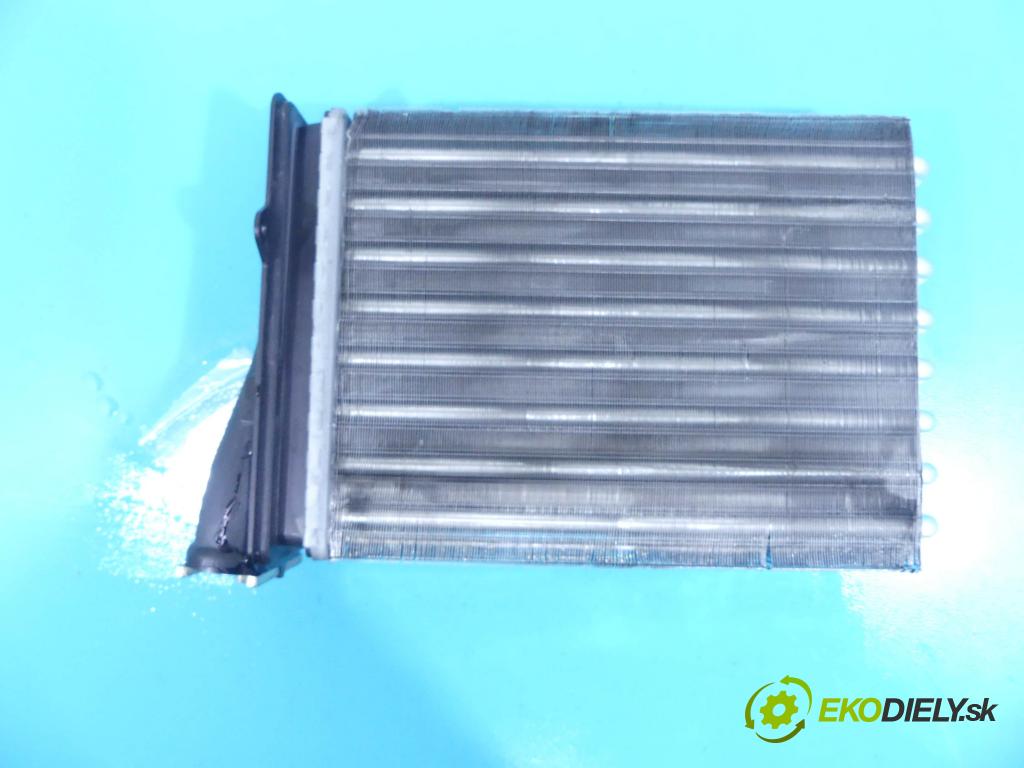 Peugeot 208 I 2012-2019 1.4 16v 95 HP manual 70 kW 1397 cm3 5- radiator  (Radiátory kúrenia)