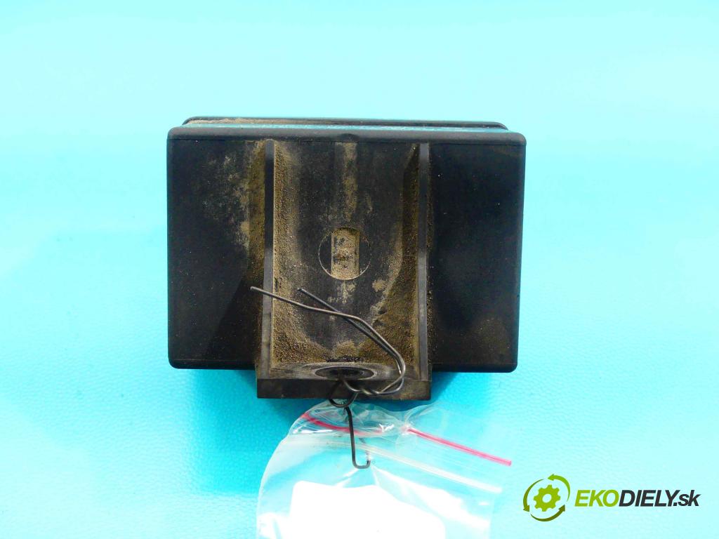 Fiat Bravo II 2007-2014 2.0 jtd 165 HP manual 121 kW 1956 cm3 5- Relé: 0281003043 (Relé)