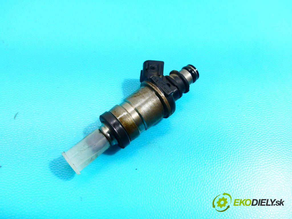 Honda Civic VI 1995-2001 1.4 16v 90 HP manual 66 kW 1396 cm3 4- vstrek (Vstrekovače)