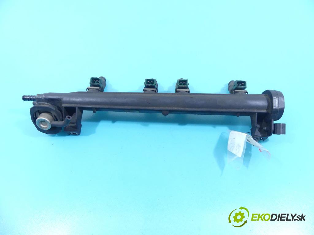 Vw Golf IV 1997-2003 1.6 SR 101 hp manual 74 kW 1595 cm3 5- vstřikovač 037906031AA