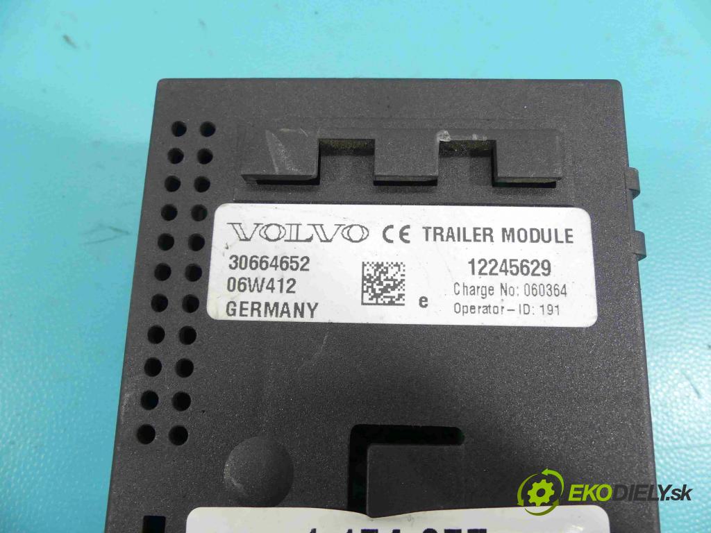 Volvo XC70 I 2000-2007 2.4 D5 185 hp automatic 136 kW 2400 cm3 5- modul ...