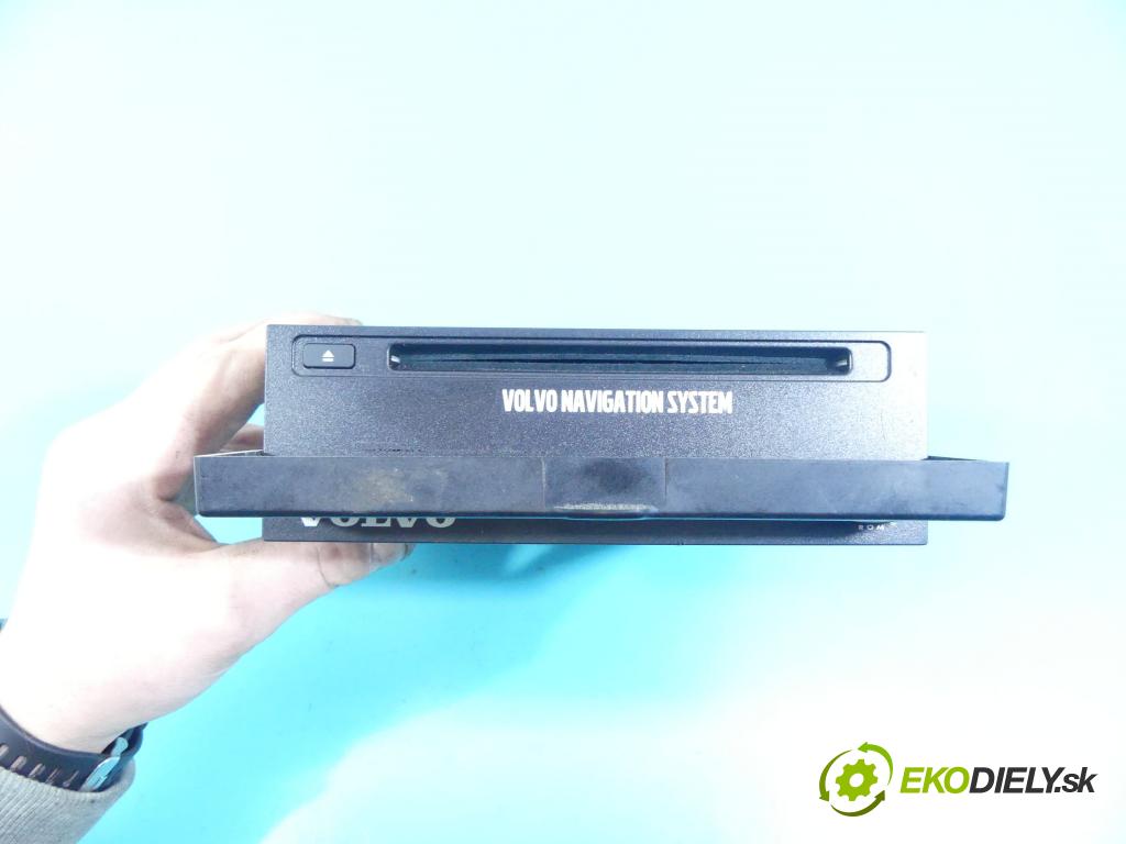 Volvo XC70 I 2000-2007 2.4 D5 185 hp automatic 136 kW 2400 cm3 5- Navigace: 30732903-1 (GPS navigace)