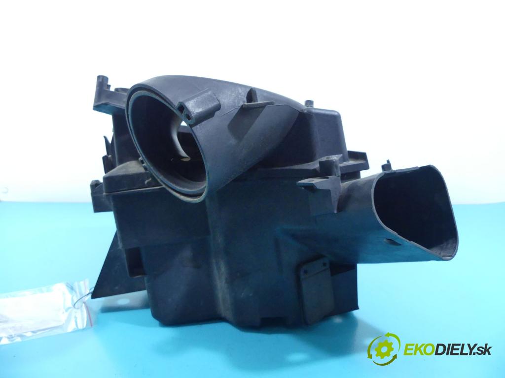 Volvo XC70 I 2000-2007 2.4 D5 185 HP automatic 136 kW 2400 cm3 5- obal filtra vzduchu 3063683 (Obaly filtrov vzduchu)