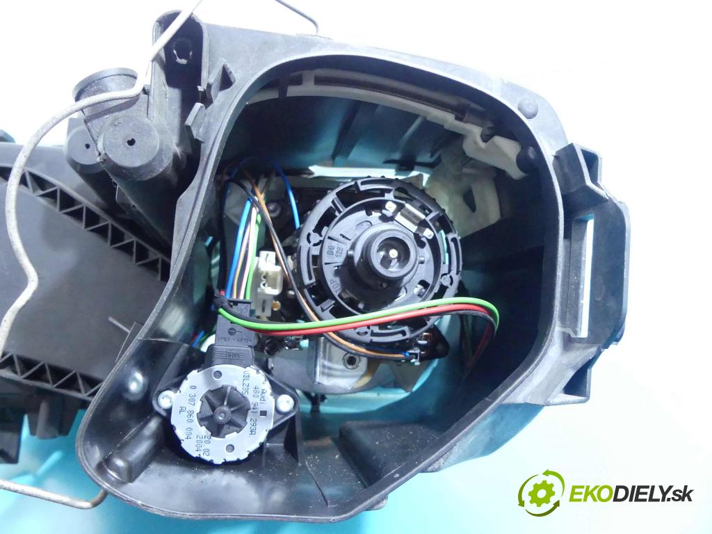 Vw Touran I 2003-2015 2.0 tdi 140 HP automatic 103 kW 1968 cm3 5- Reflektor: pravý 0301205272 (Pravé)