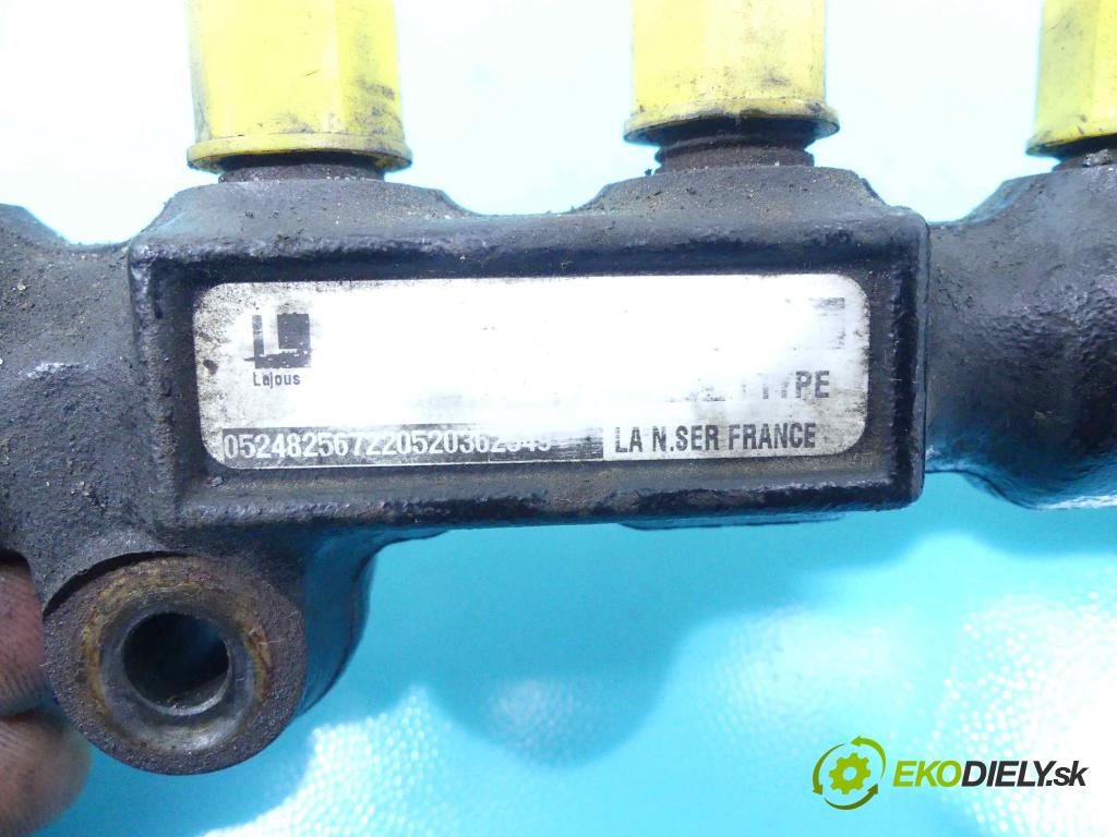 Ford C-Max I 2003-2010 1.6 tdci 109 HP manual 80 kW 1560 cm3 5- lišta vstrekovacia  (Vstrekovacie lišty)