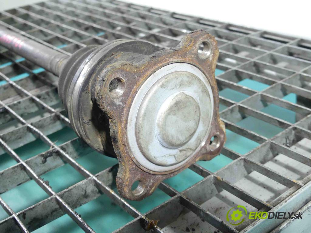 Toyota Rav4 II 2000-2005 2.0 vvti 150 HP manual 110 kW 1998 cm3 5- poloos ľavé  (Poloosy)