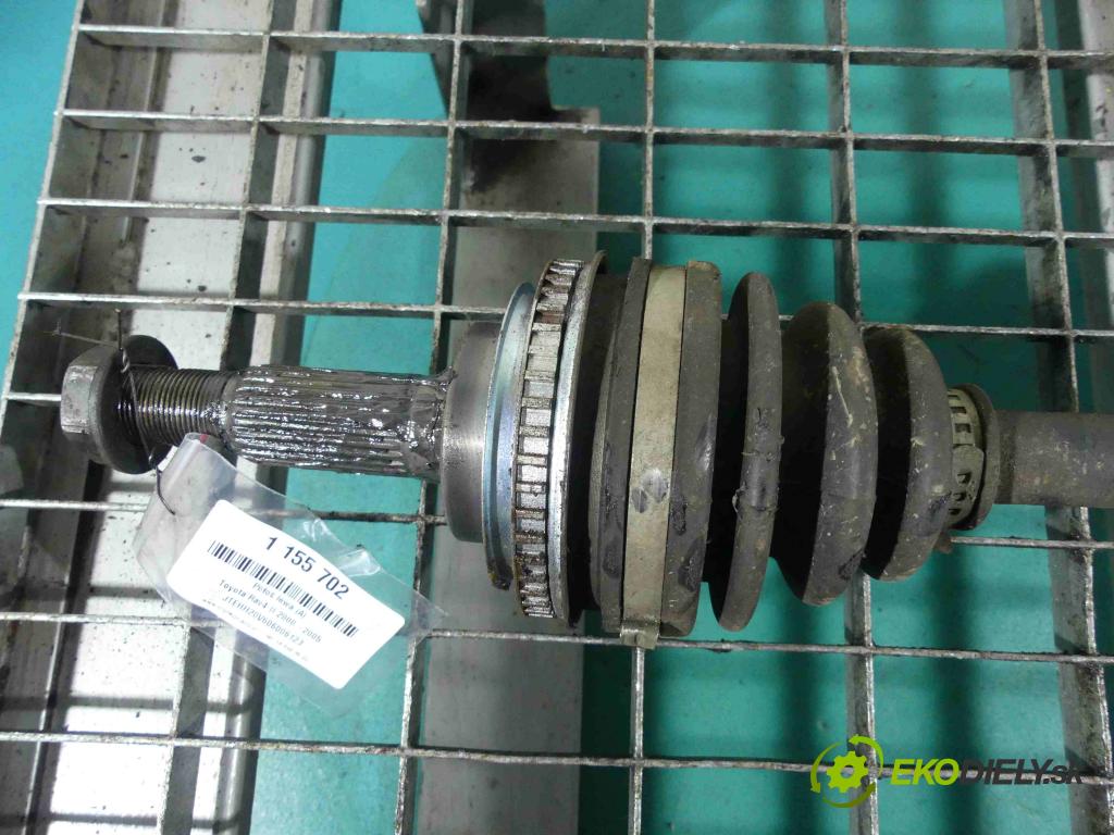 Toyota Rav4 II 2000-2005 2.0 vvti 150 HP manual 110 kW 1998 cm3 5- poloos ľavé  (Poloosy)