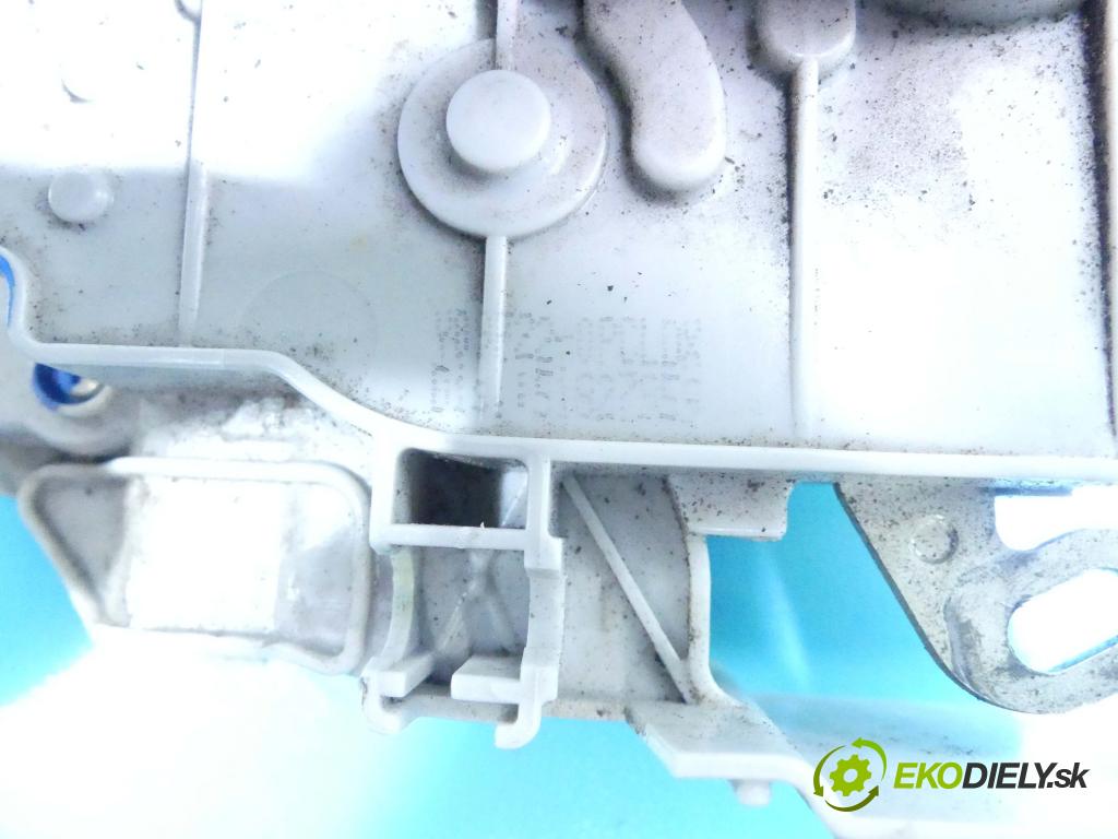 Fiat Bravo II 2007-2014 1.4 T 120 hp manual 88 kW 1368 cm3 5- zámek zadní pravý