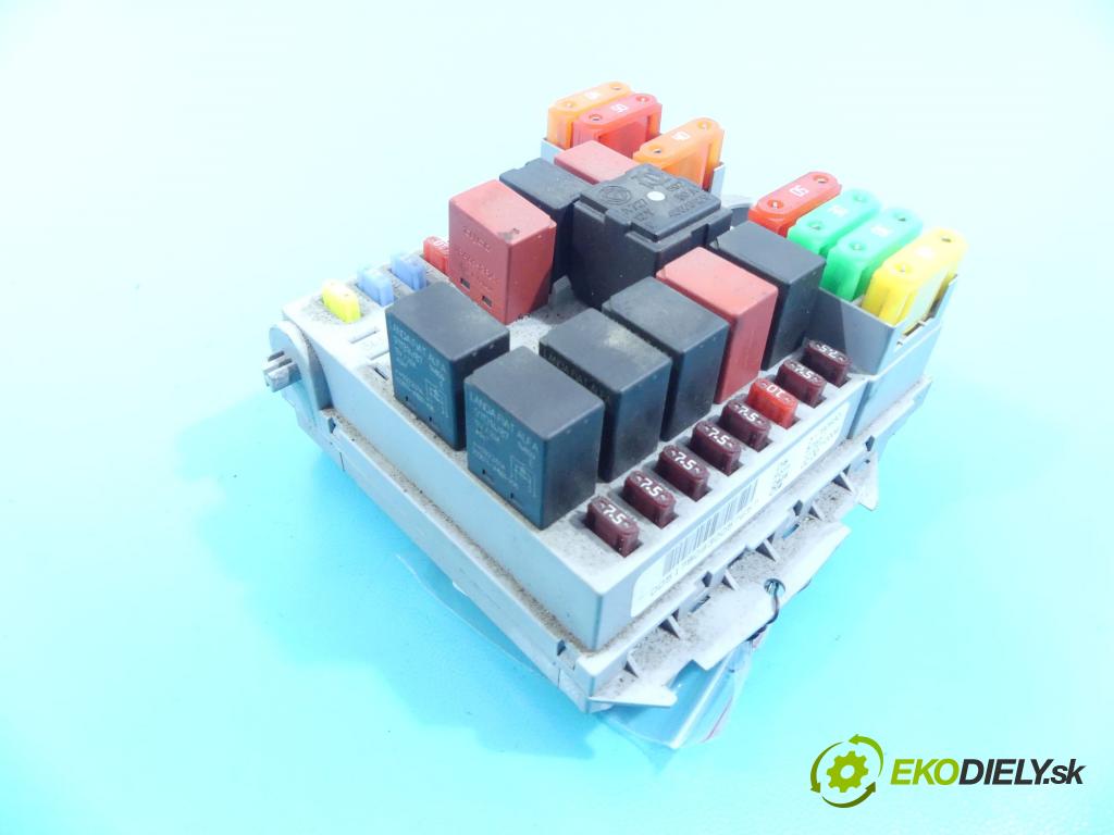 Fiat Bravo II 2007-2014 1.4 T 120 hp manual 88 kW 1368 cm3 5- skříňka pojistková 51790930 (Pojistkové skříňky)