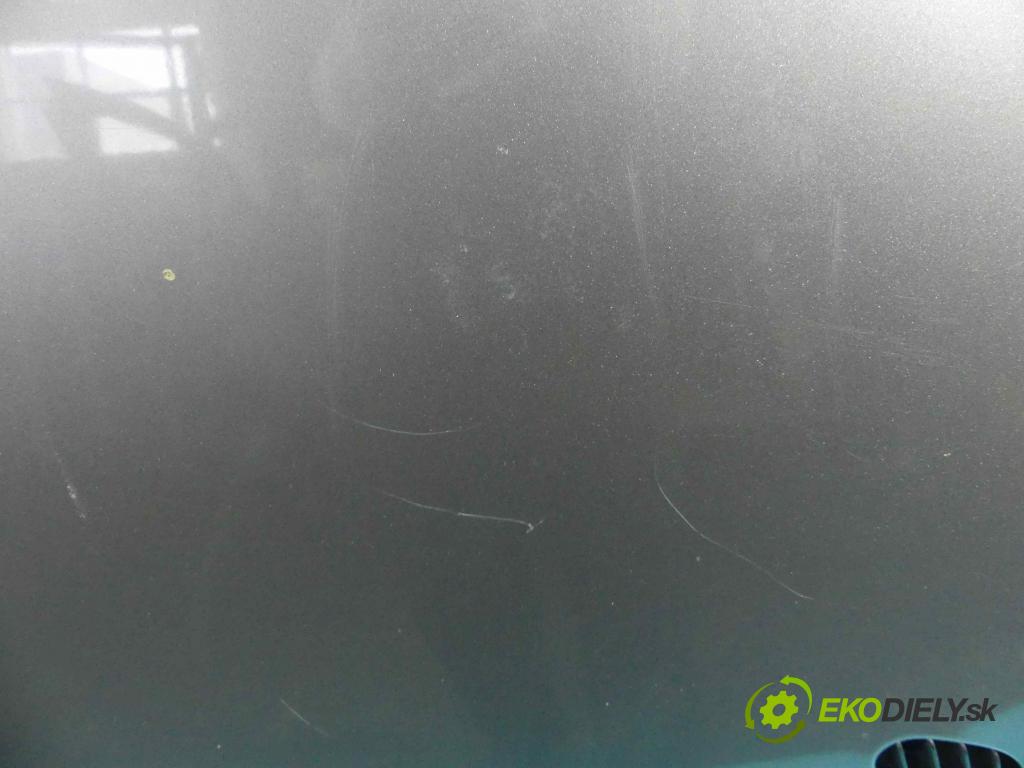 Peugeot 206 1.1b 60 HP manual 44 kW 1124 cm3 5- kapota predná