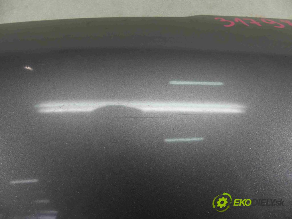 Peugeot 206 1.1b 60 HP manual 44 kW 1124 cm3 5- kapota predná