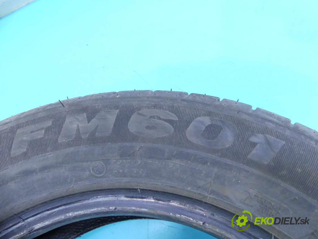 Peugeot 206 2.0 HDI 90 HP manual 66 kW 1997 cm3 3- Pneumatika: para 2 kusy