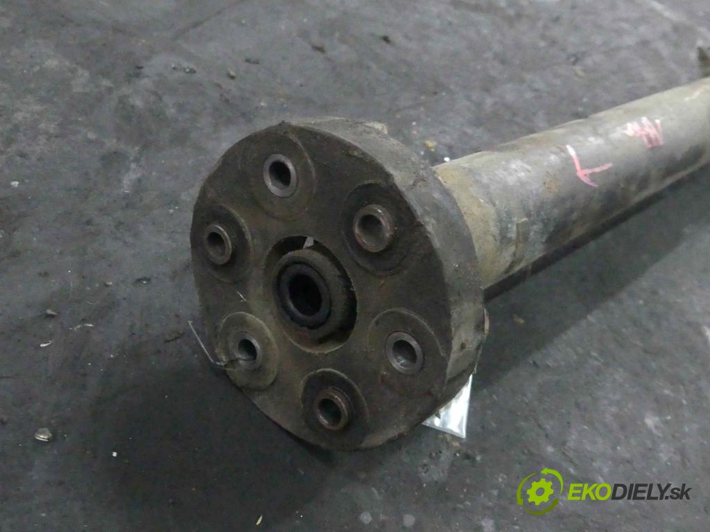 Mercedes 123 2,4.0 72 HP manual 53 kW 2350 cm3 4- Hřídel: jízda:  (Kardaňové hriadele)