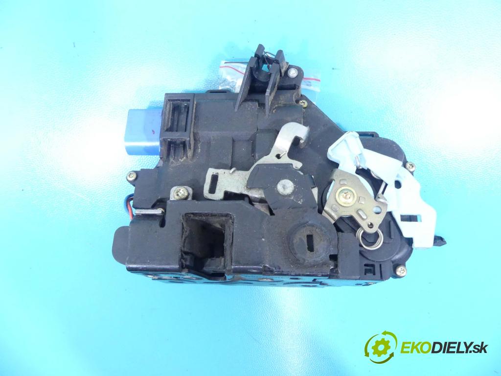 Seat Toledo III 2004-2009 1.6 MPi: 102 hp manual 75 kW 1595 cm3 5- zámek zadní pravý 7L0839016