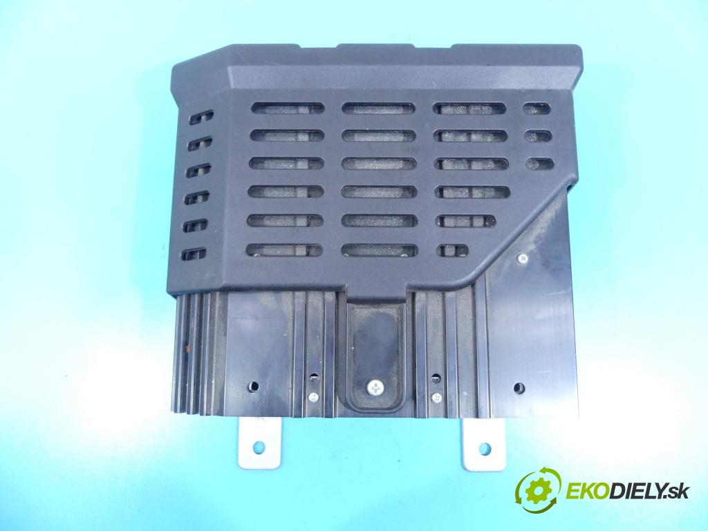 Mitsubishi Lancer VIII 2007-2016 1.8 16V 143 HP manual 105 kW 1798 cm3 5- Zesilovač: 8701A279 (Zosilňovače)