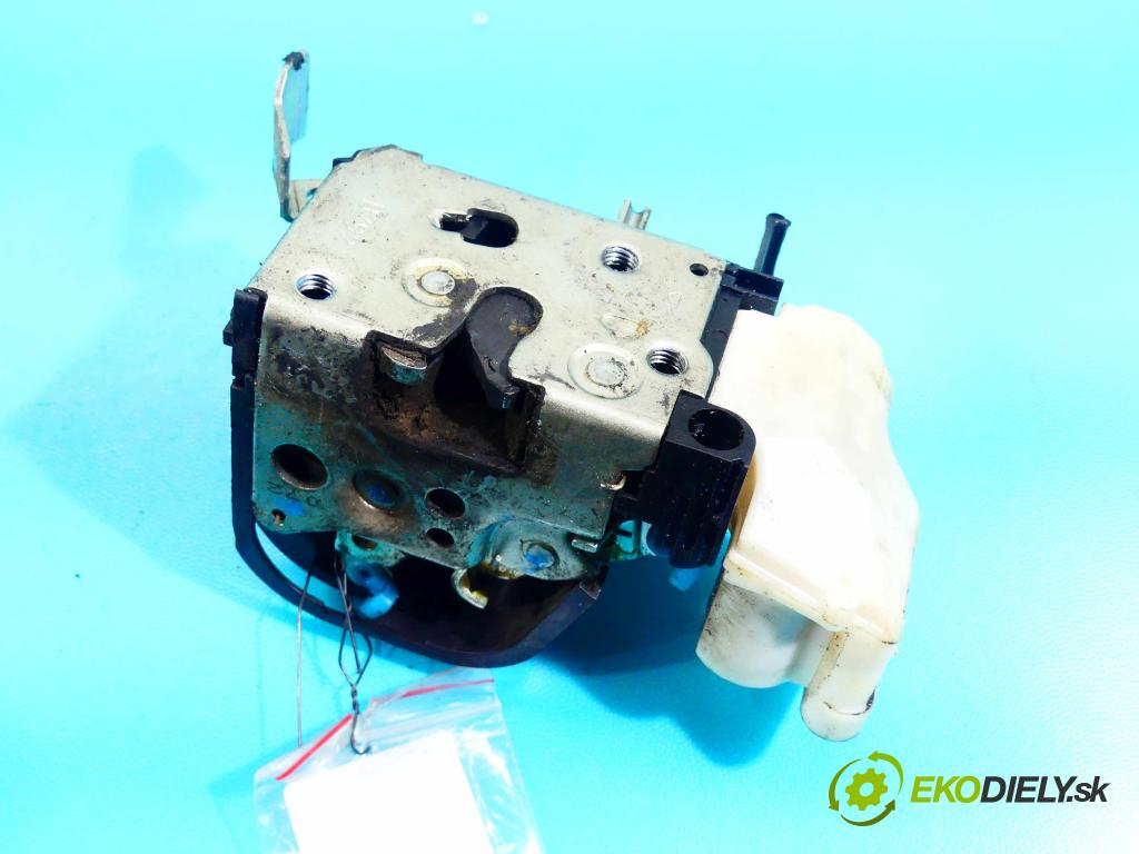 Fiat Seicento 1.1 54 hp manual 40 kW 1108 cm3 3- zámek přední pravý