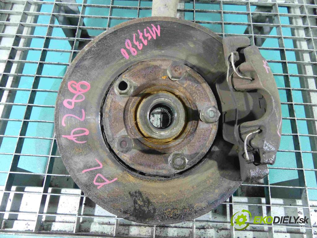 Audi A6 C5 1997-2004 2.5 tdi 150 HP automatic 110 kW 2496 cm3 4- náboj ľavé  (Náboje)