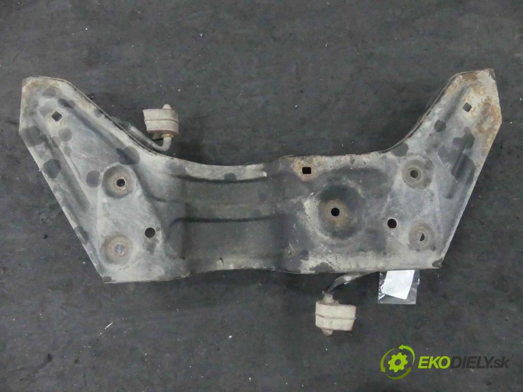 Vw Polo IV 9N 2001-2009 1.2 12V 64 hp manual 47 kW 1198 cm3 5- výztuha motoru