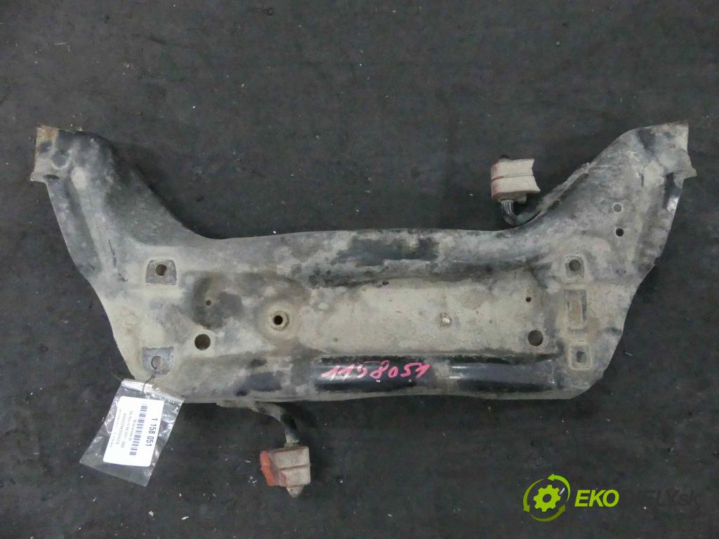Vw Polo IV 9N 2001-2009 1.2 12V 64 hp manual 47 kW 1198 cm3 5- výztuha motoru 