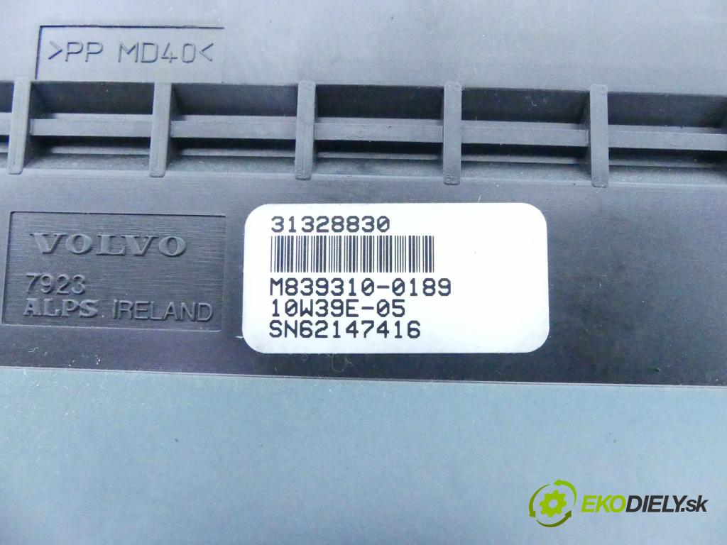 Volvo XC60 I 2008-2017 2.4d 205hp automatic 151 kW 2400 cm3 5- Zobrazit: 31328830 (Prístrojové dosky, displeje)