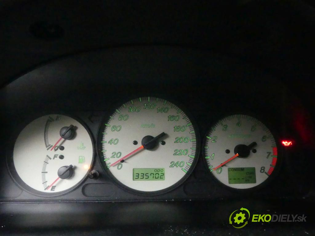 Mazda 626 2.0 16V 116 HP manual 85 kW 1991 cm3 5- prístrojovka/ budíky GG3K (Prístrojové dosky, displeje)