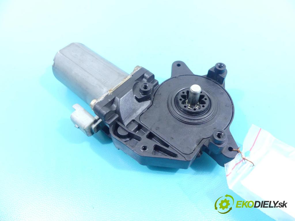 Citroen Berlingo I 1996-2008 1.4b: 75 hp manual 55 kW 1360 cm3 5- mechanismus stahování přední levý 0130821915