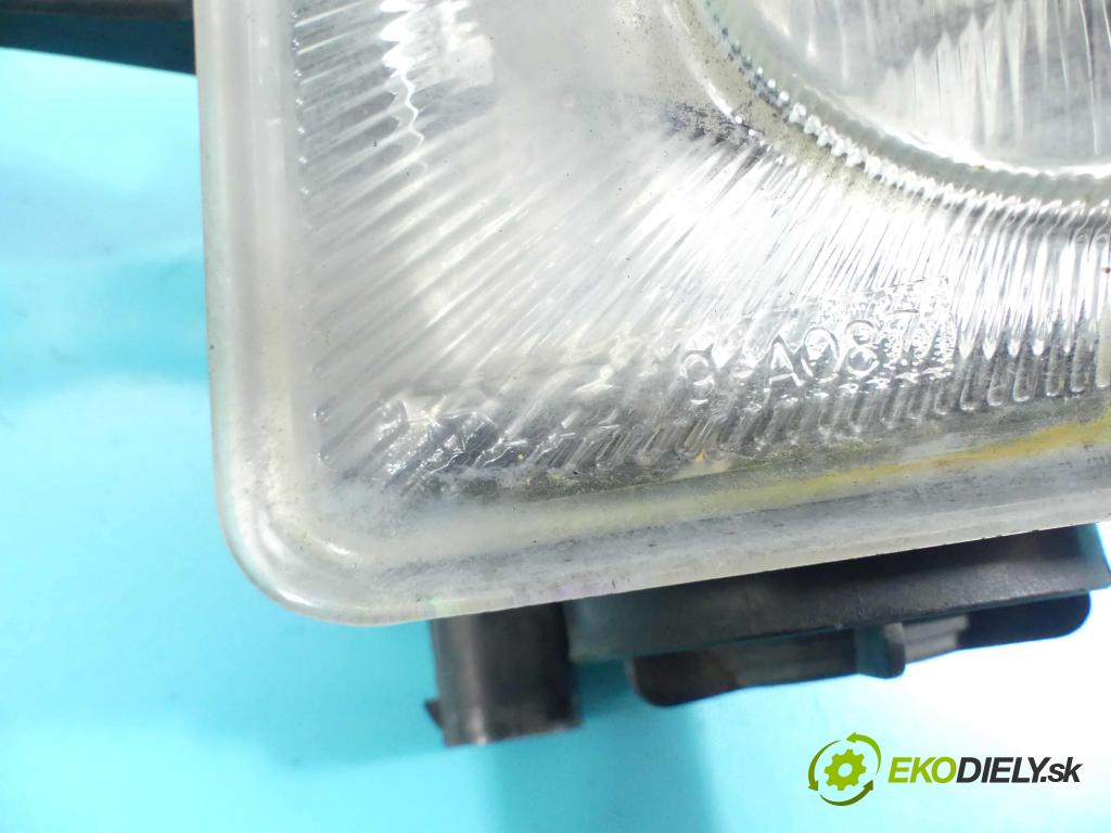 Opel Corsa C 2000-2006 1.7 dti 75 HP manual 55 kW 1686 cm3 3- Halogen pravý  (Ostatné)